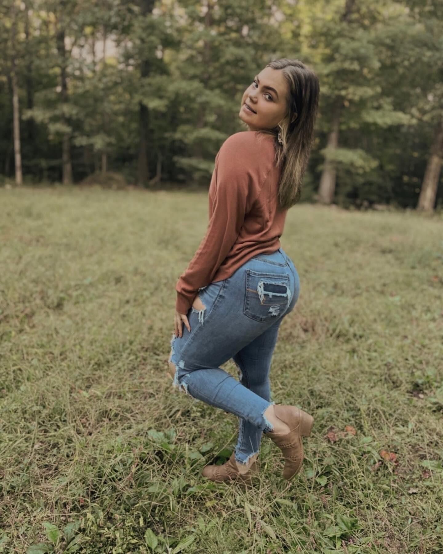 College Snowbunny PAWG for BBC: Heidi