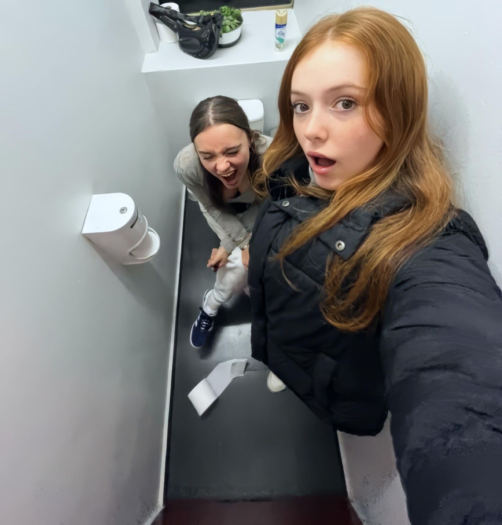 Toilet Bowl Girls 