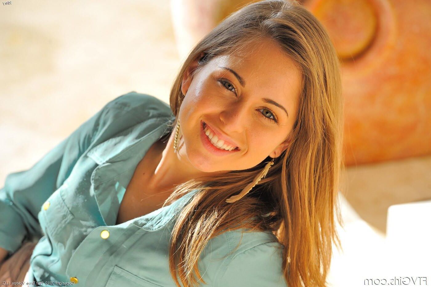 Riley Reid (Cute Pics)