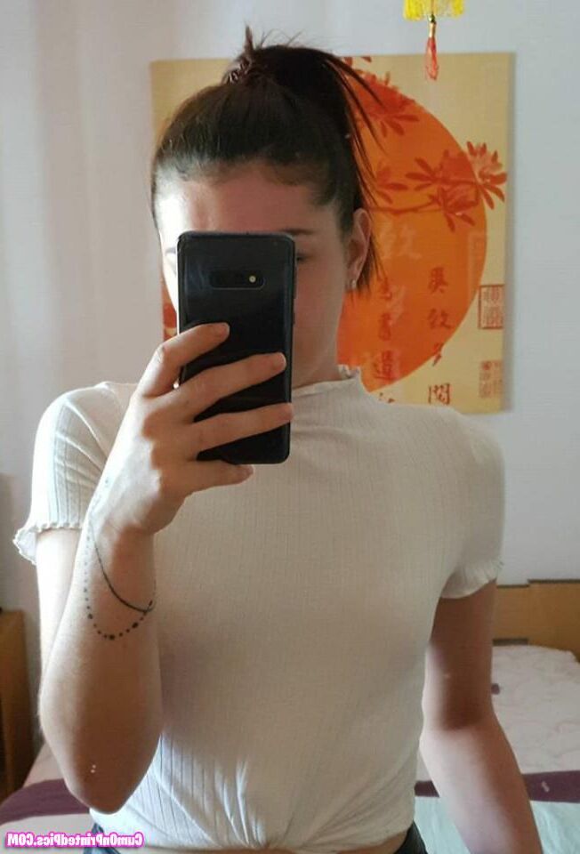 Манон