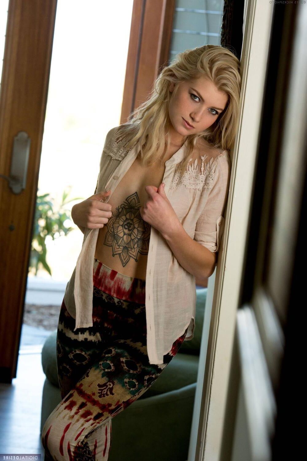 Arya rubia deseo