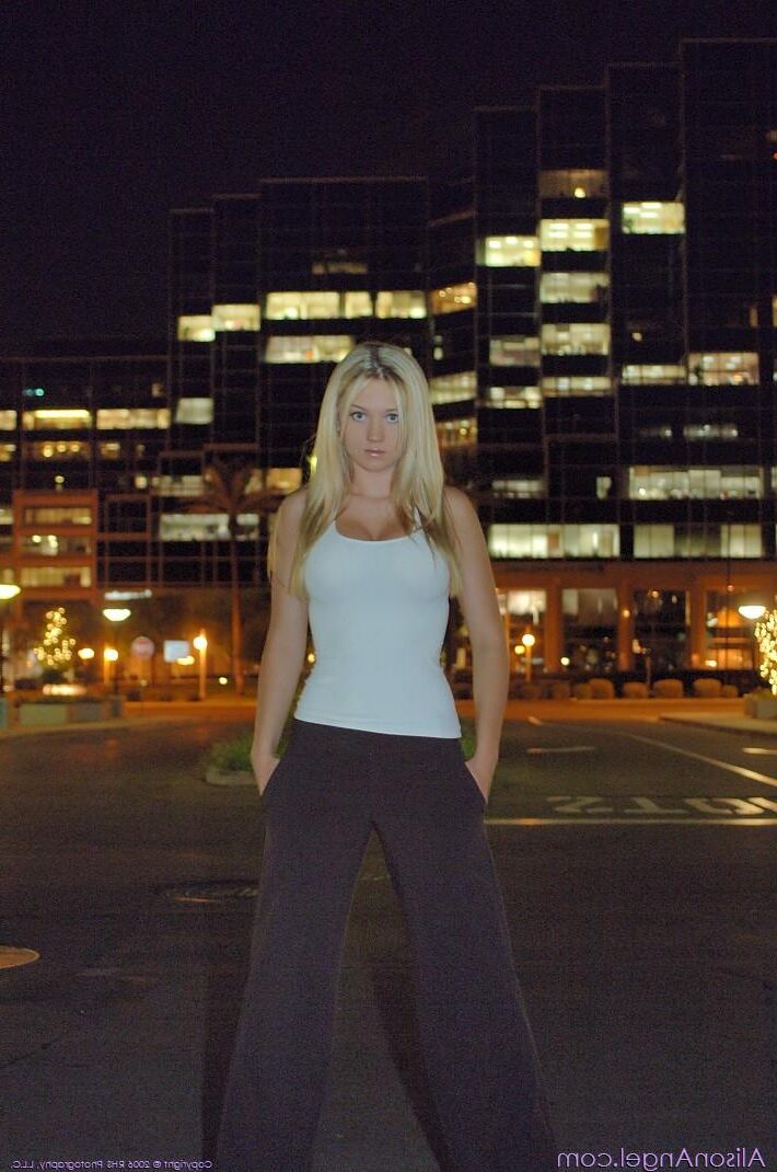Alison Angel una noche en la ciudad