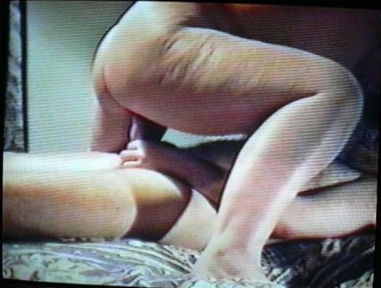 Tetas gordas, enormes labios de coño muslos gruesos de lo bueno que era