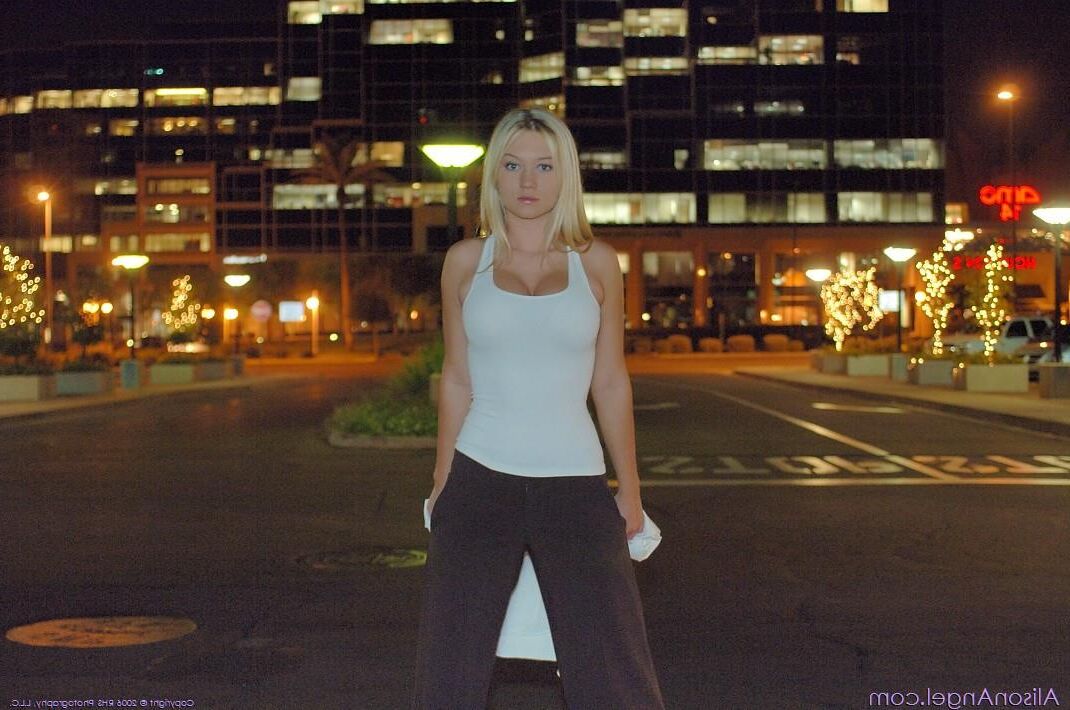 Alison Angel una noche en la ciudad