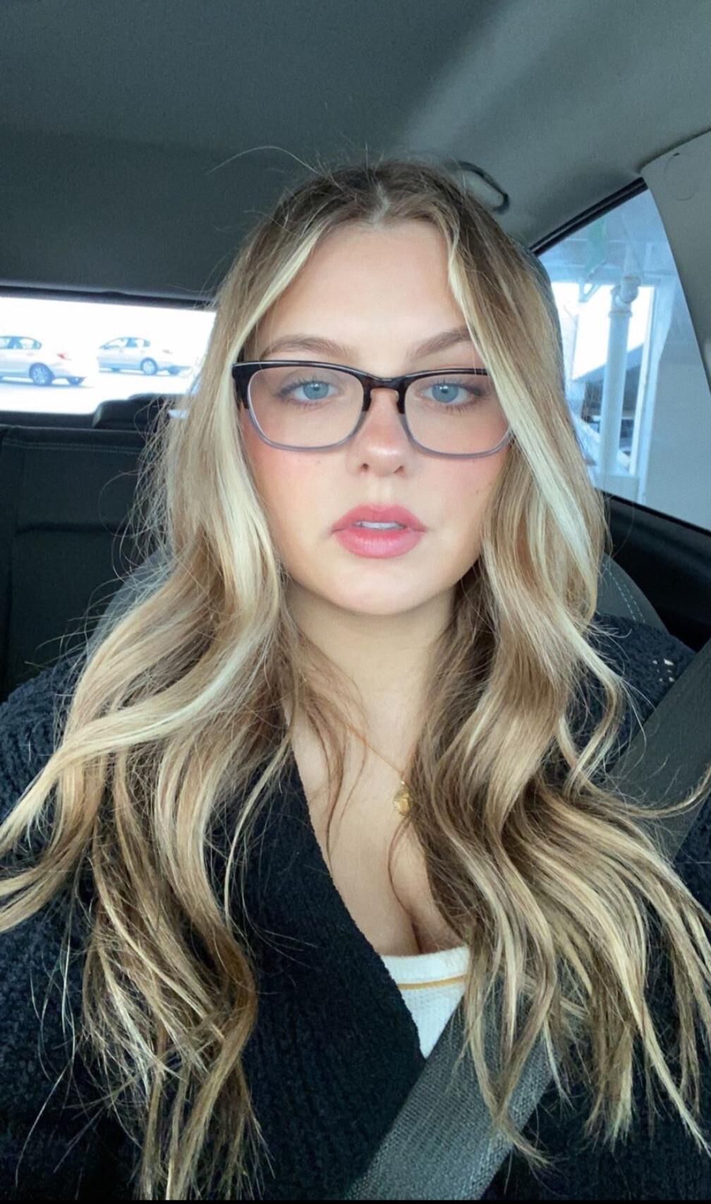 IRL Slut Sisters Bri and Karly Kik t_ringer