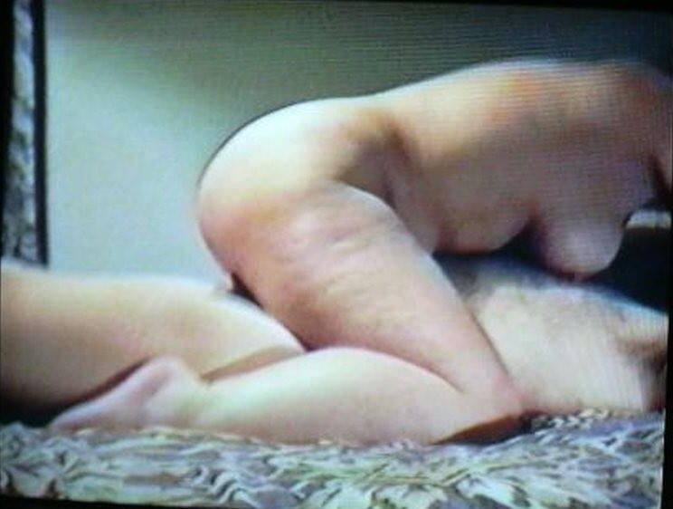 Tetas gordas, enormes labios de coño muslos gruesos de lo bueno que era