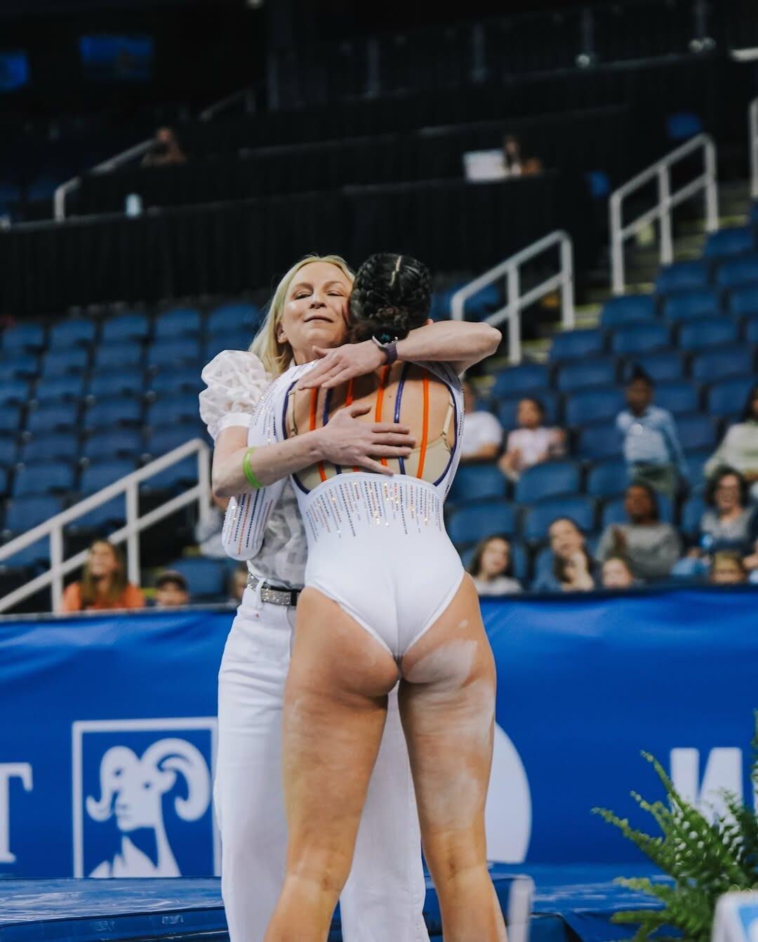 ¡Vuele al fin de semana con gimnastas! 