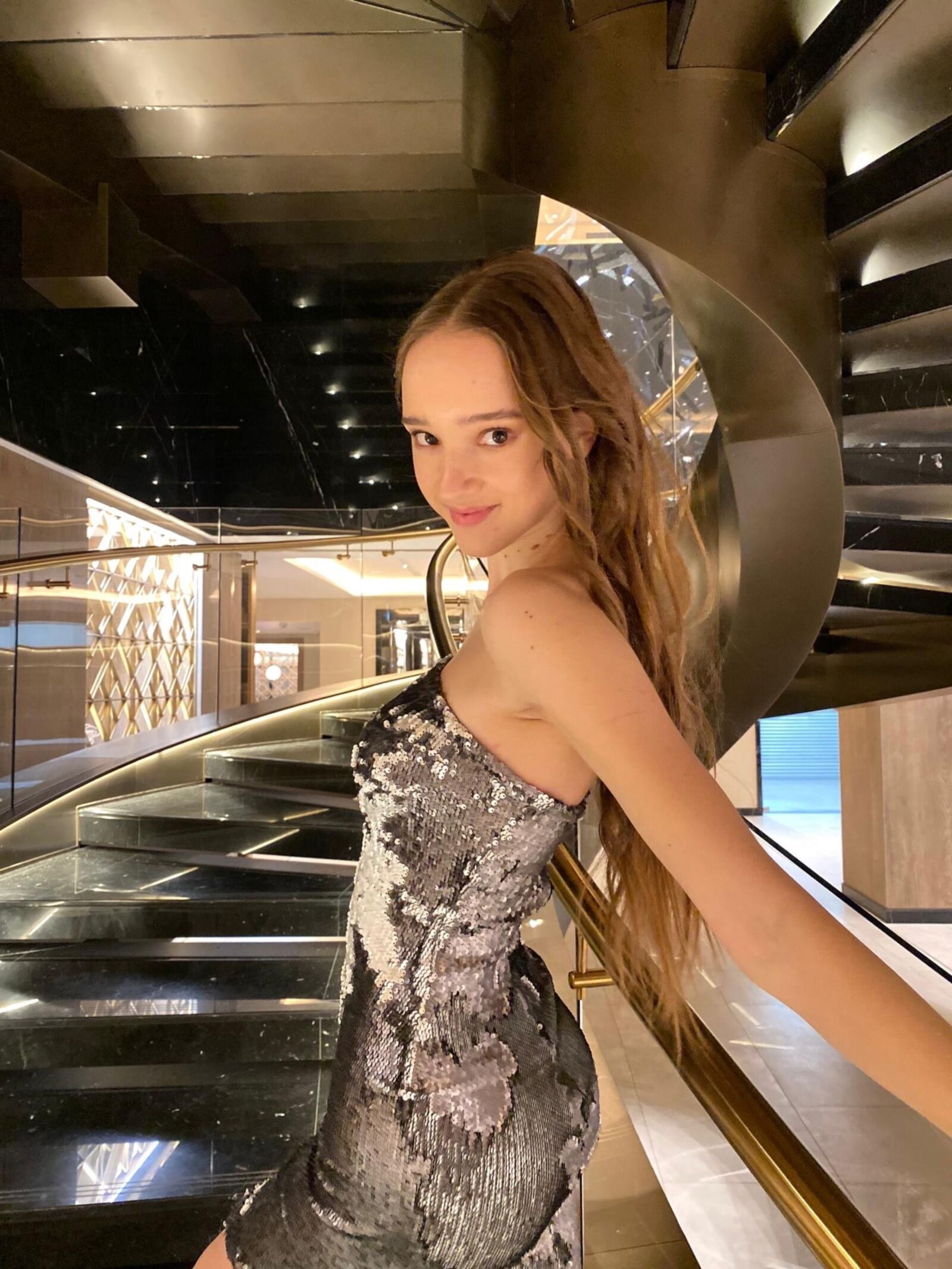 Non Nude Daughter