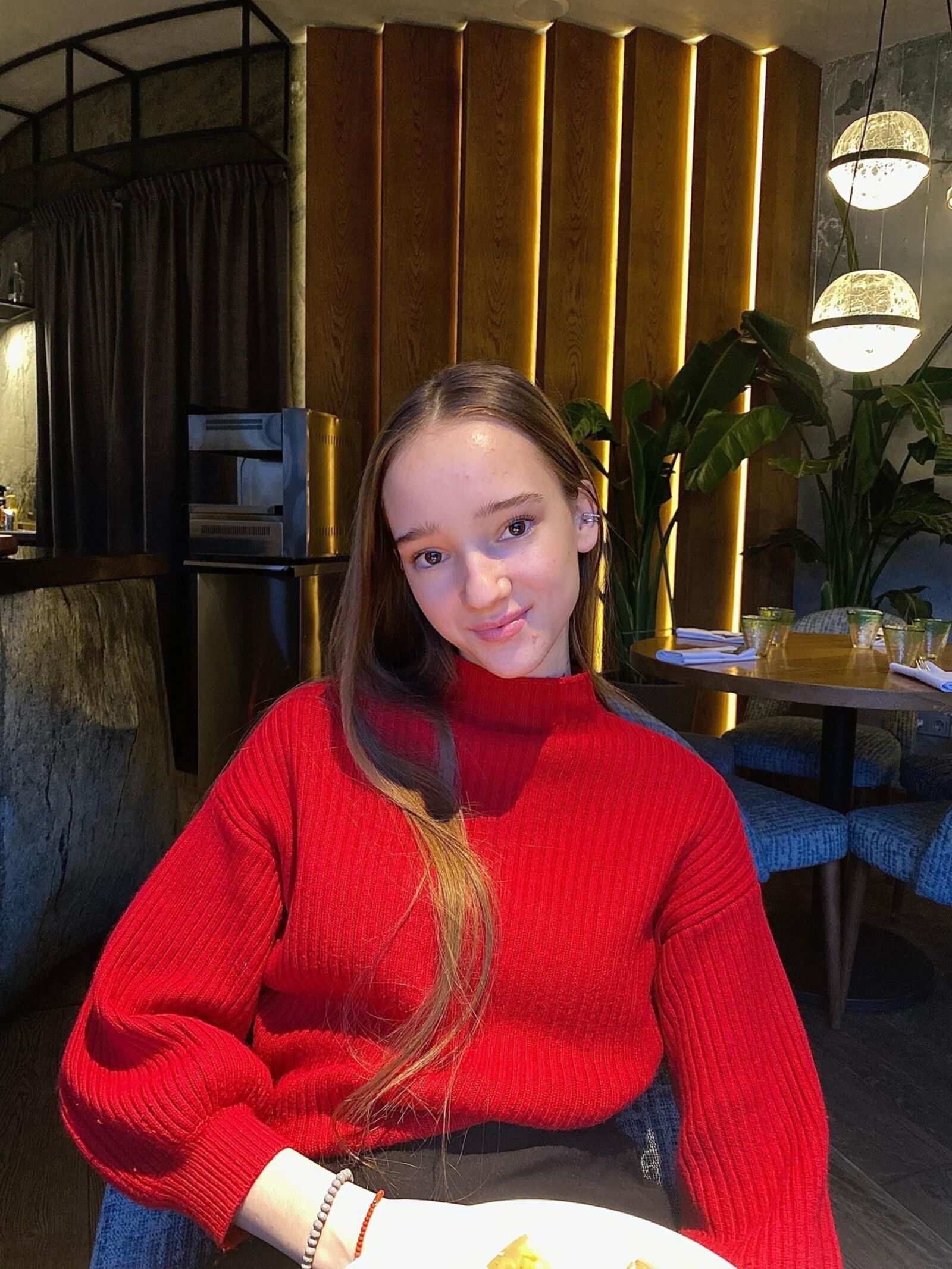 Non Nude Daughter