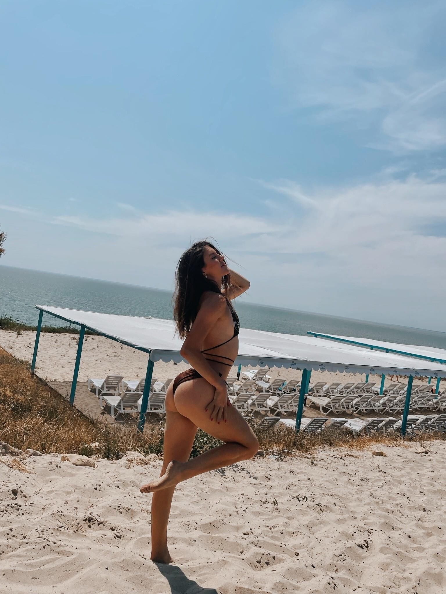 Non Nude Daughter 