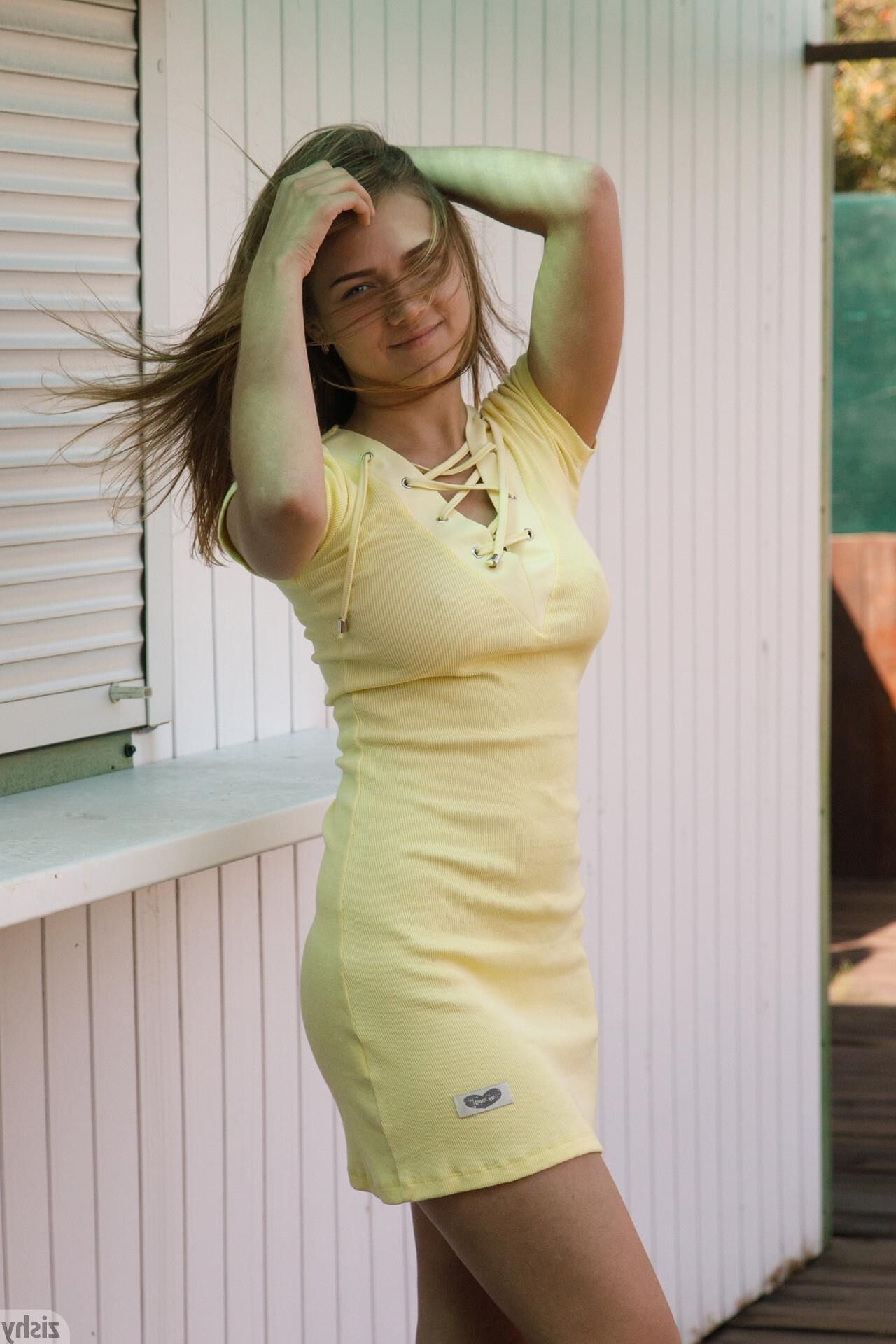 Sofia Orlova Chaika Shakira