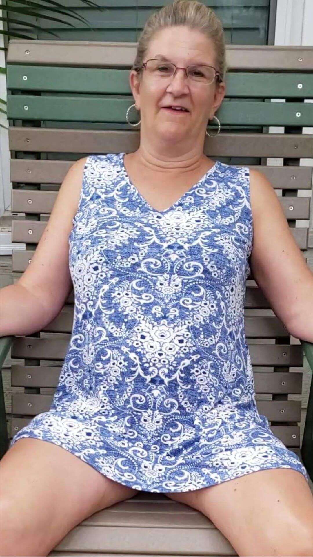 Amateur Mature Cunts . Who Gets Your Load And Where? 