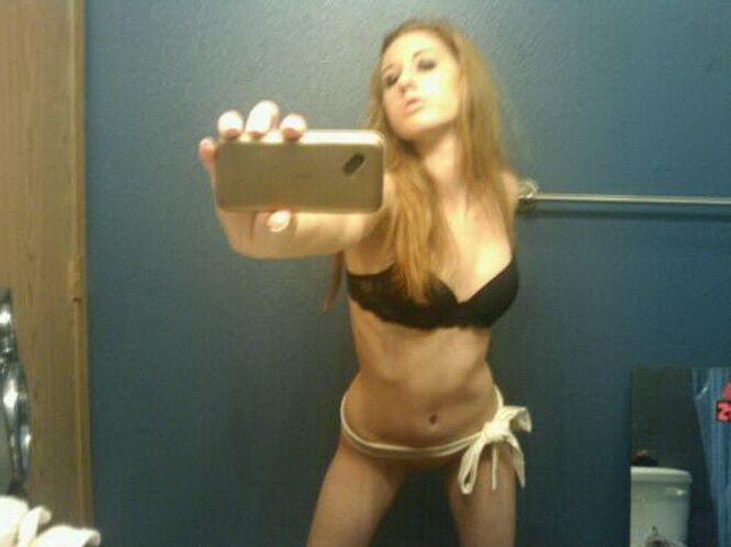 Selfie Teen con un culo fantástico