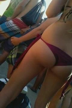 Teen ass at beach concert 