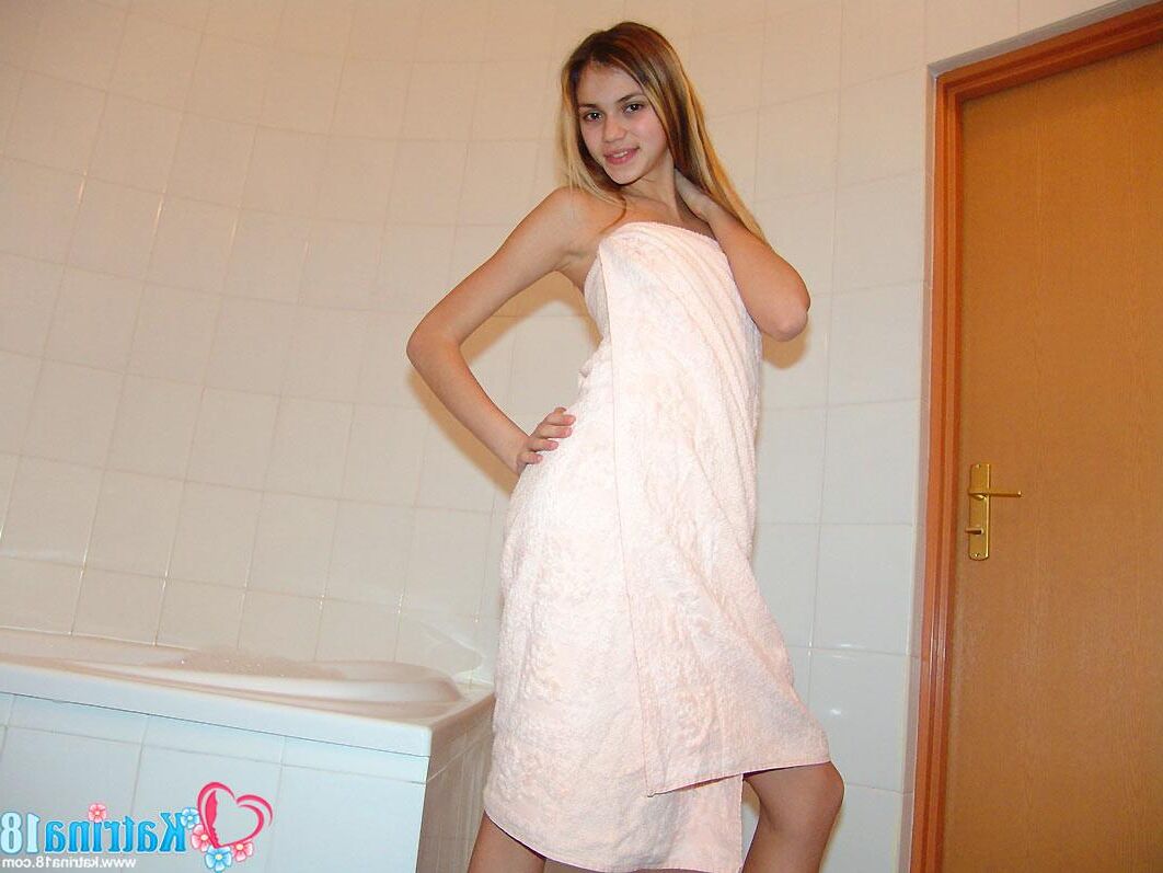 Katrina _ pink towel