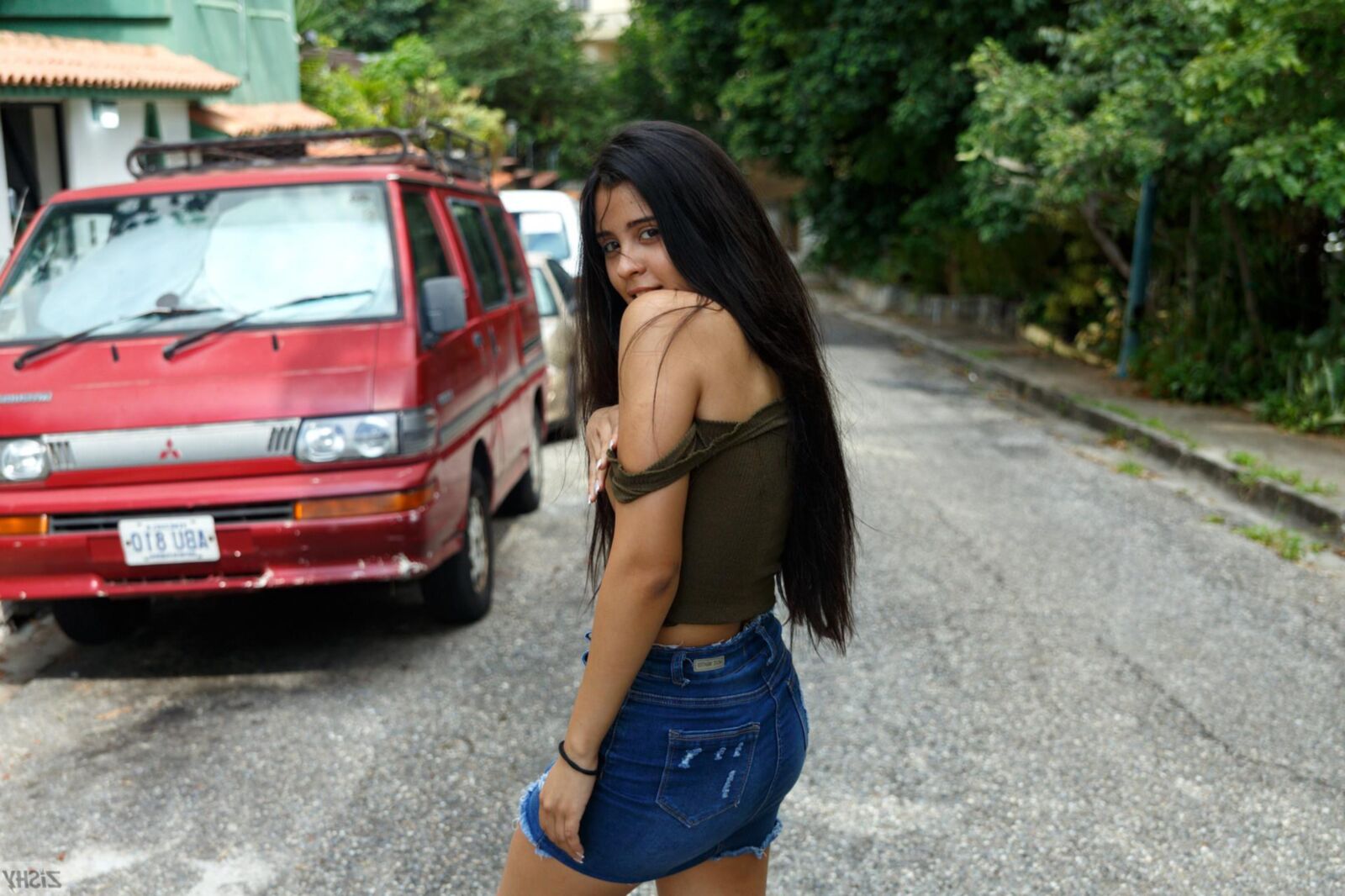 Katie Arias From Vanezeula