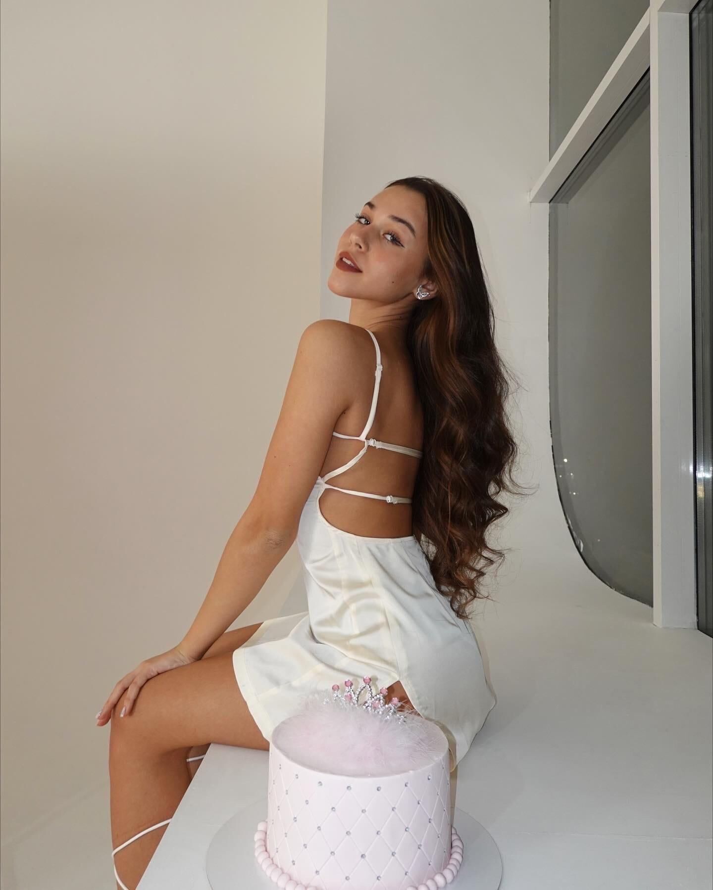 Fille non nue