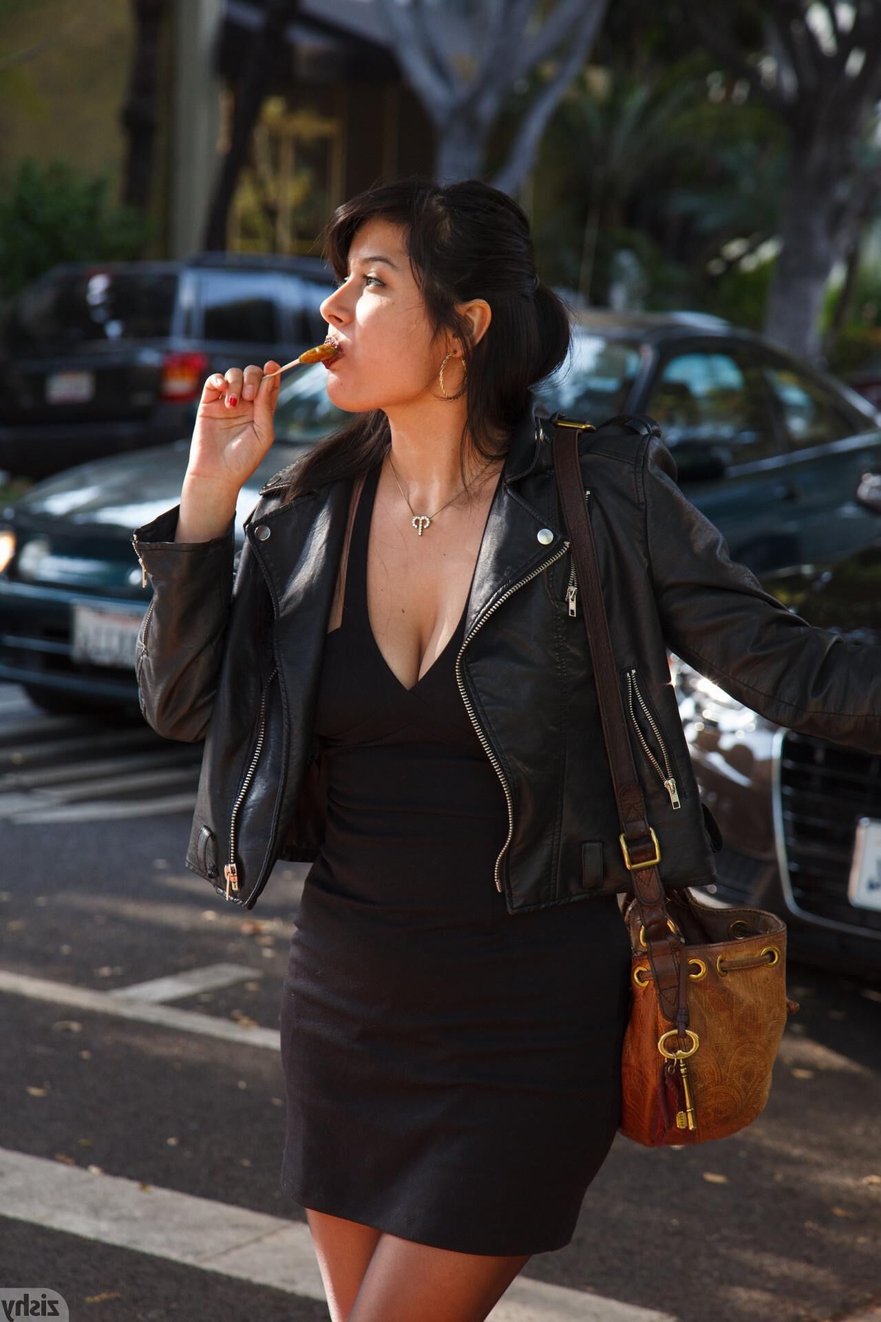 Amber Santos Bentleys And No Fux