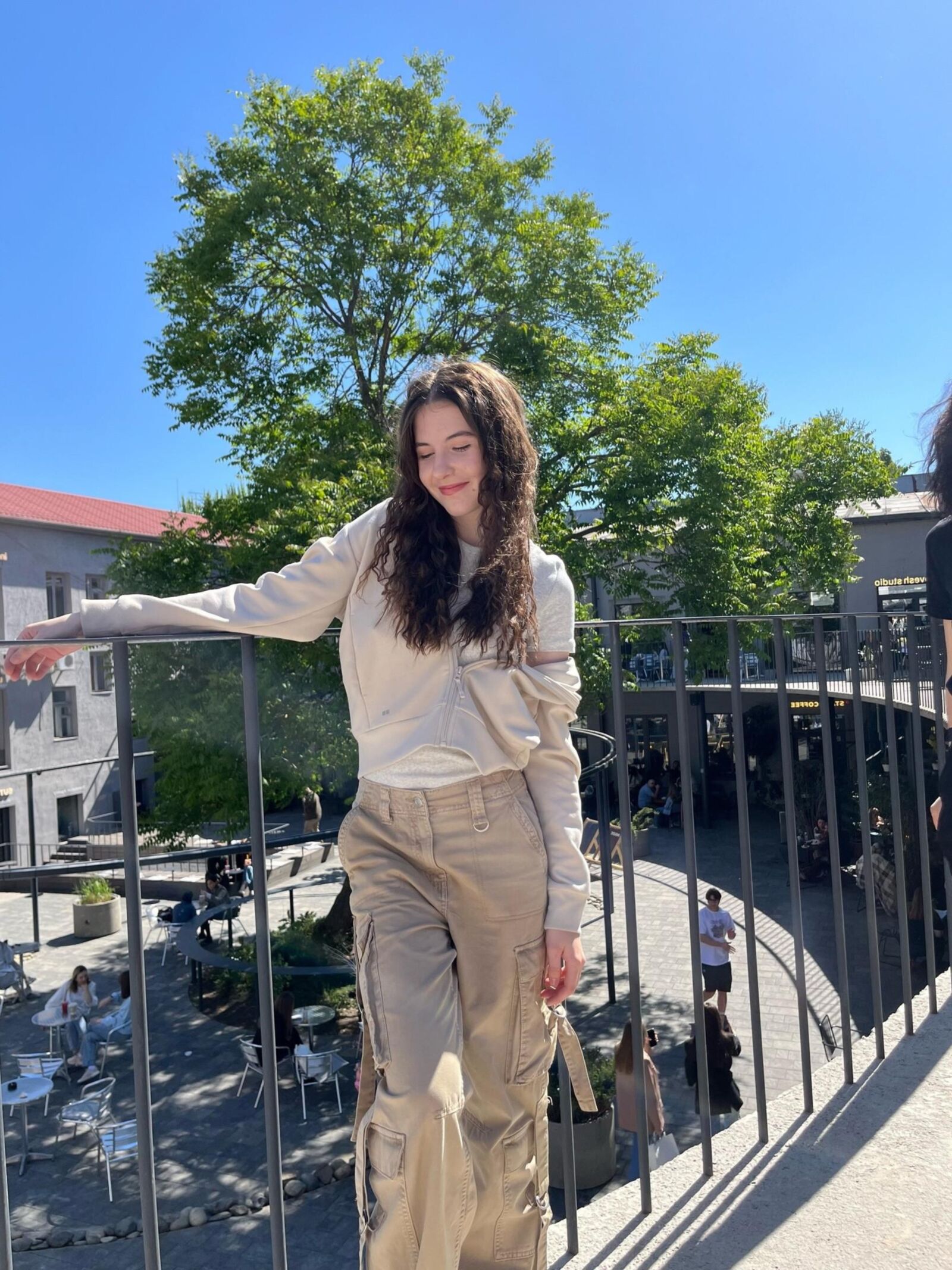 Non Nude Daughter 