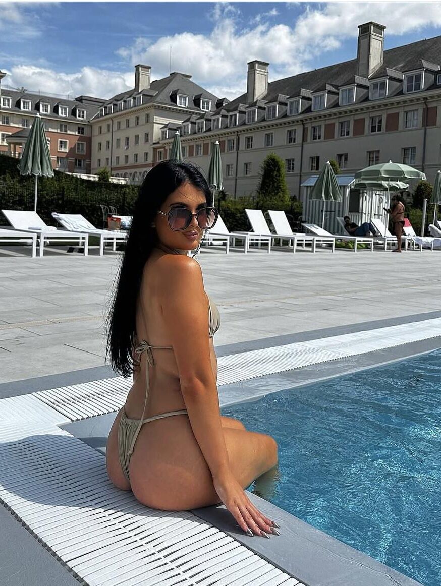 British perfection that makes me cum every time Ann