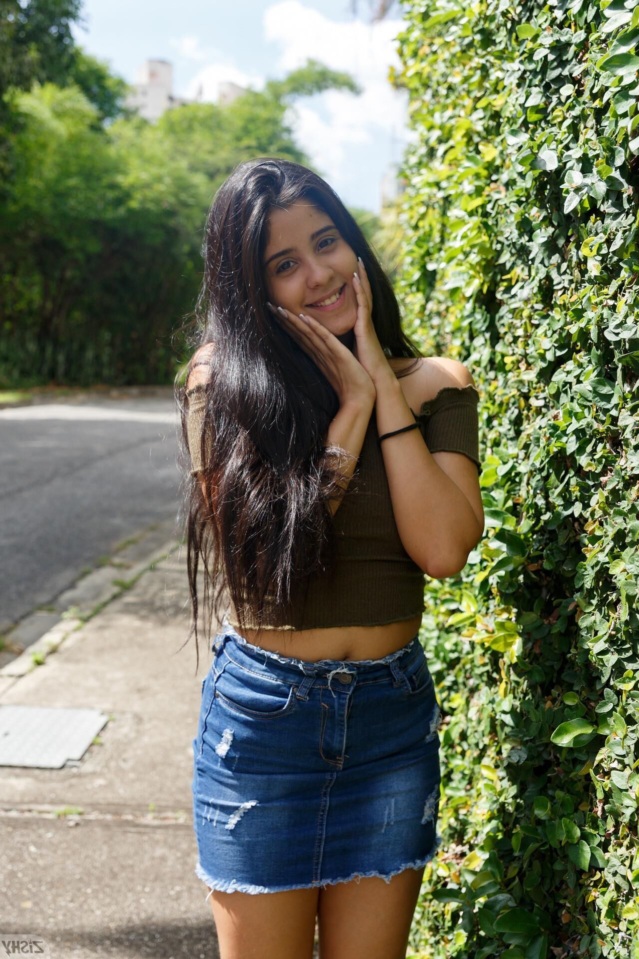 Katie Arias From Vanezeula