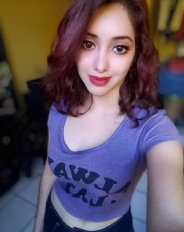 La jolie Latina GF est une pute timide