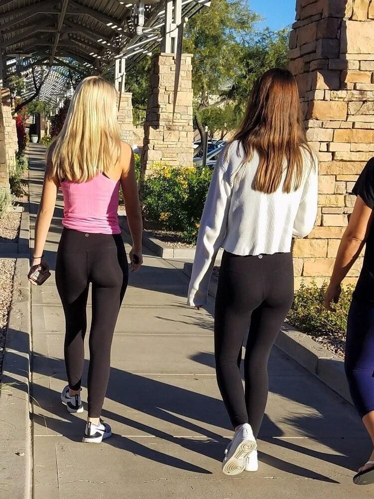 candid 
