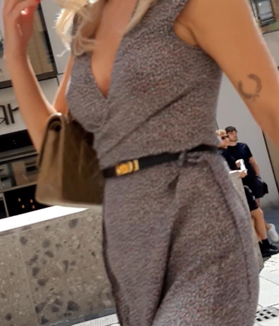 Street-Girls en short