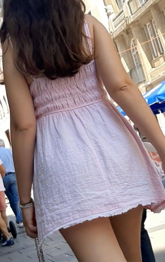 Street-girls en jupes