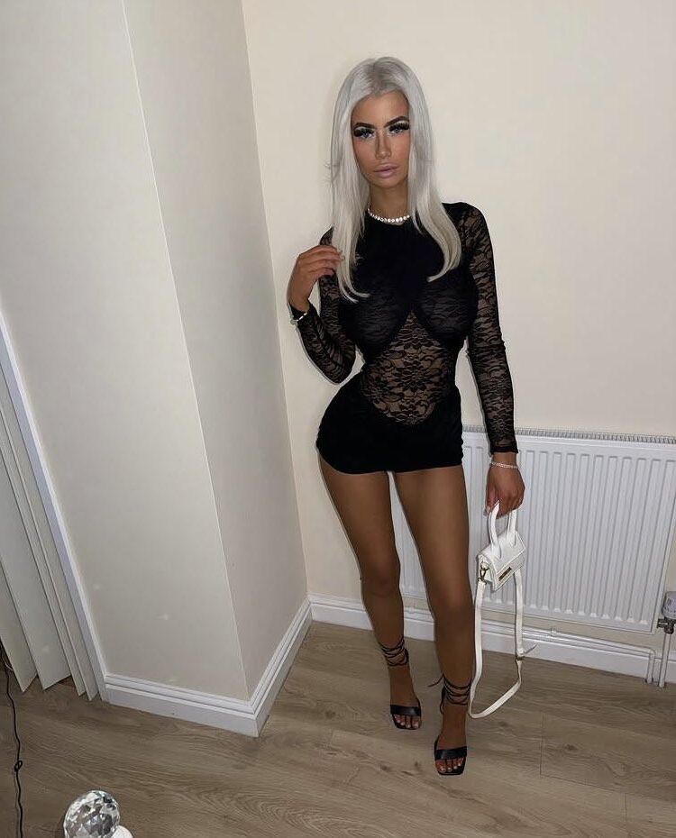 Lace Outfits 