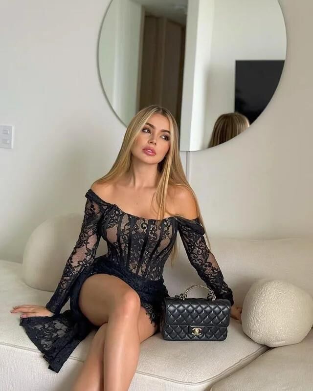 Lace Outfits 