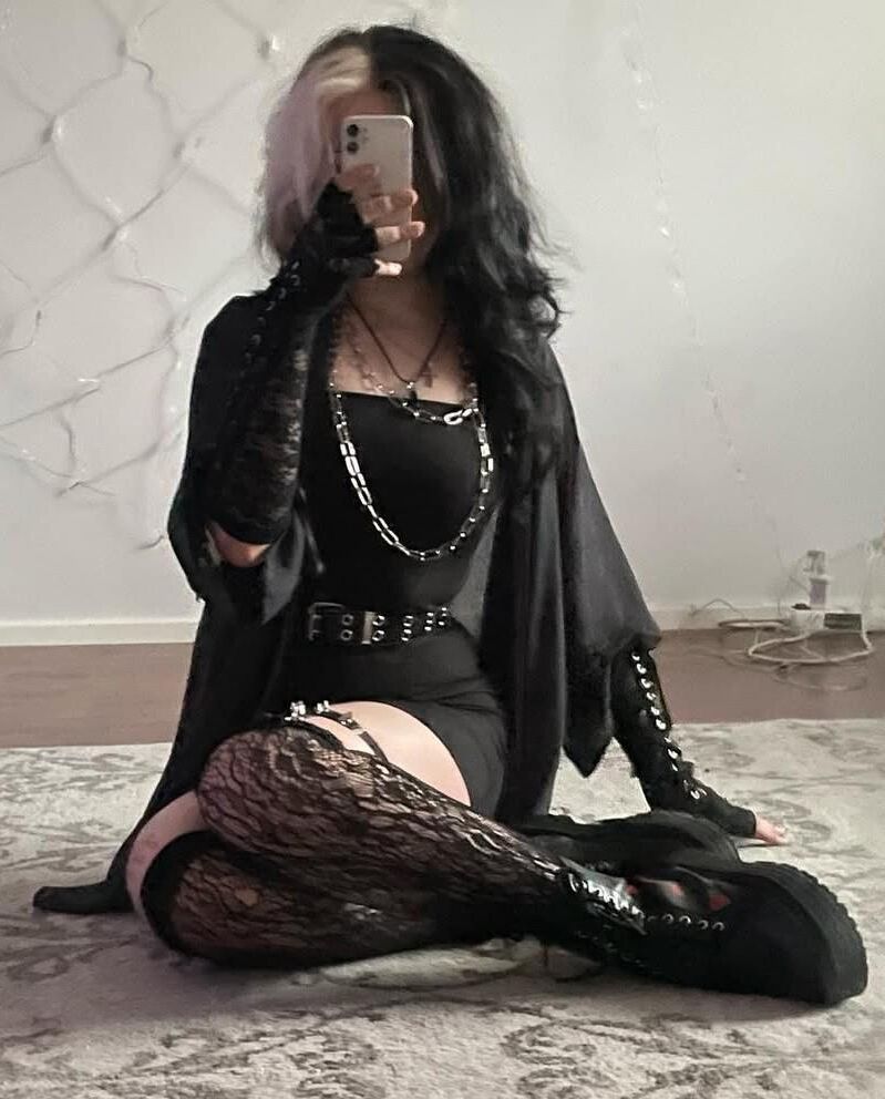 Wank Queen 