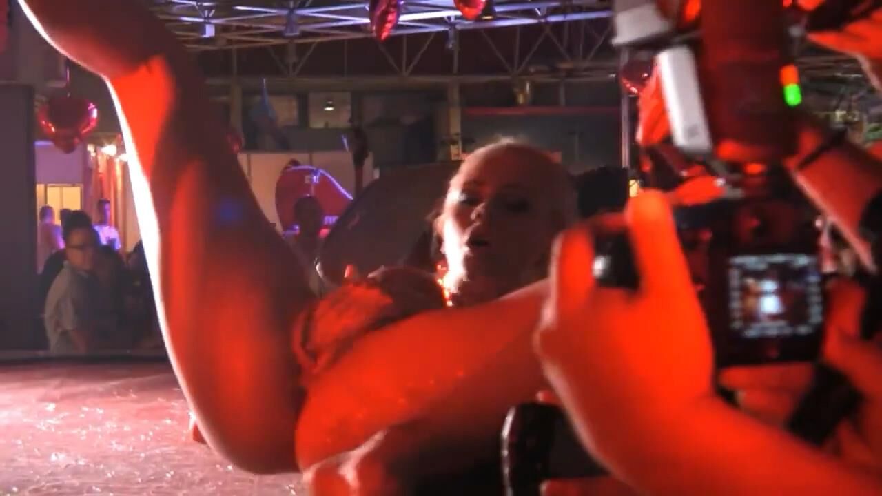 BITCHES IN CLUB, BAR, BROTHEL, PORN SHOW 