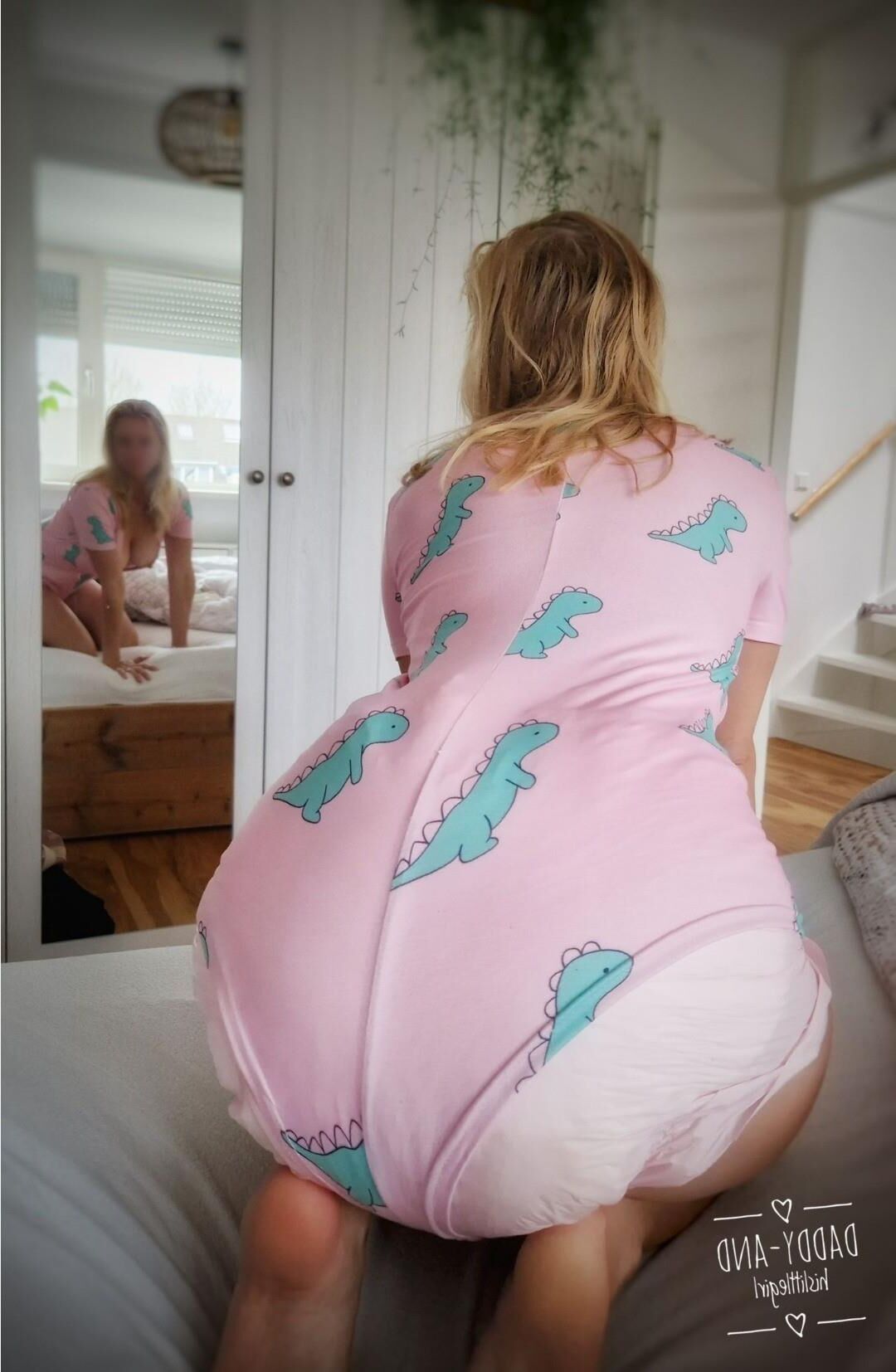 Diaper girls 