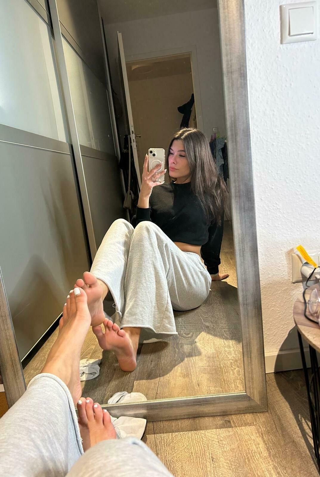 nextdoorgirls cute feet