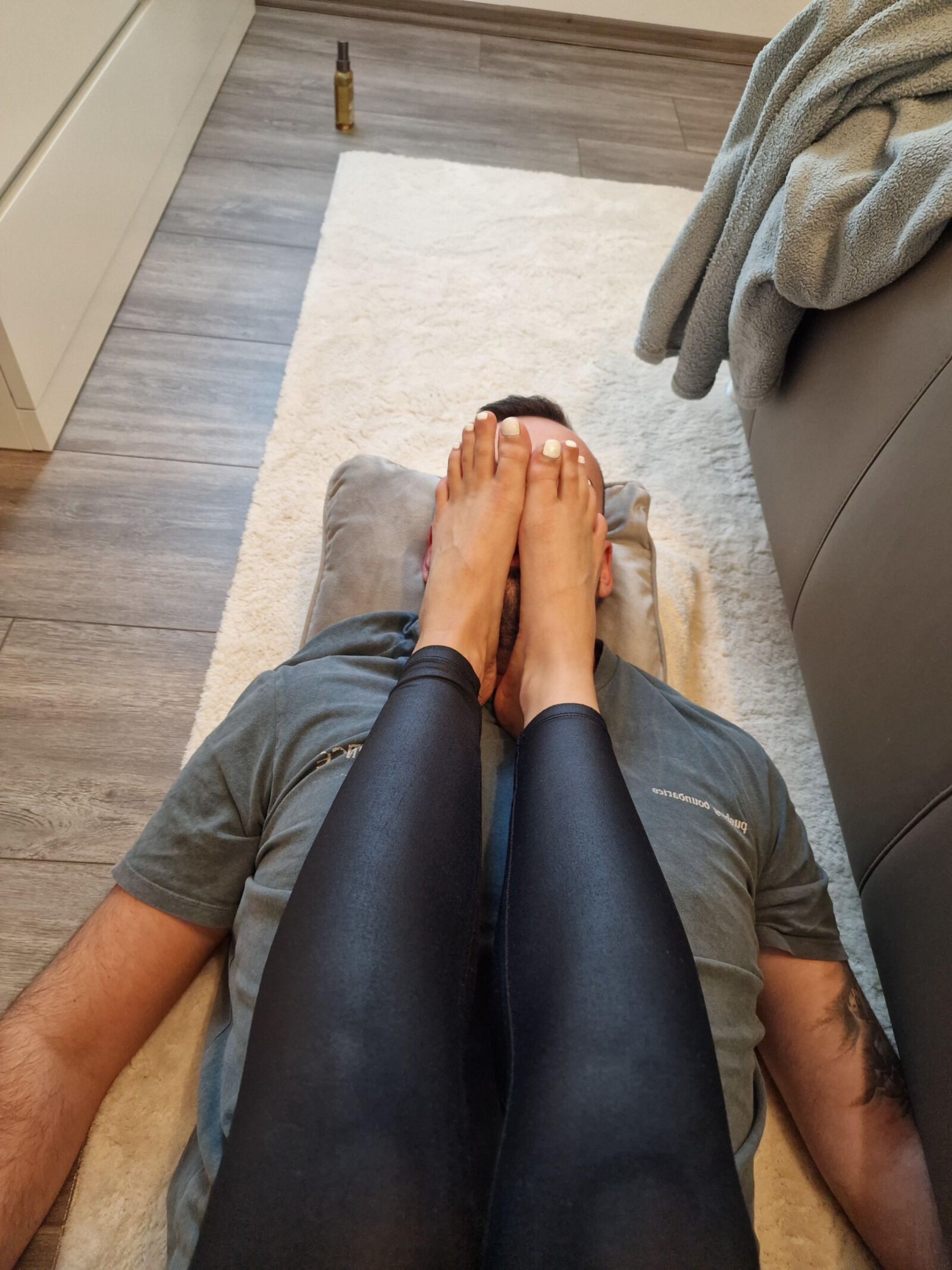 nextdoorgirls cute feet