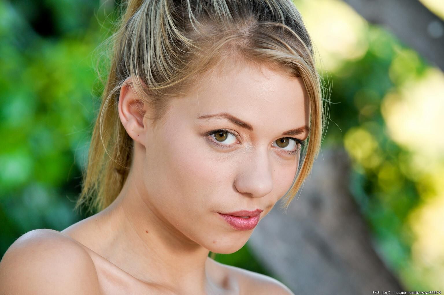 belicia suzy carina_nicole