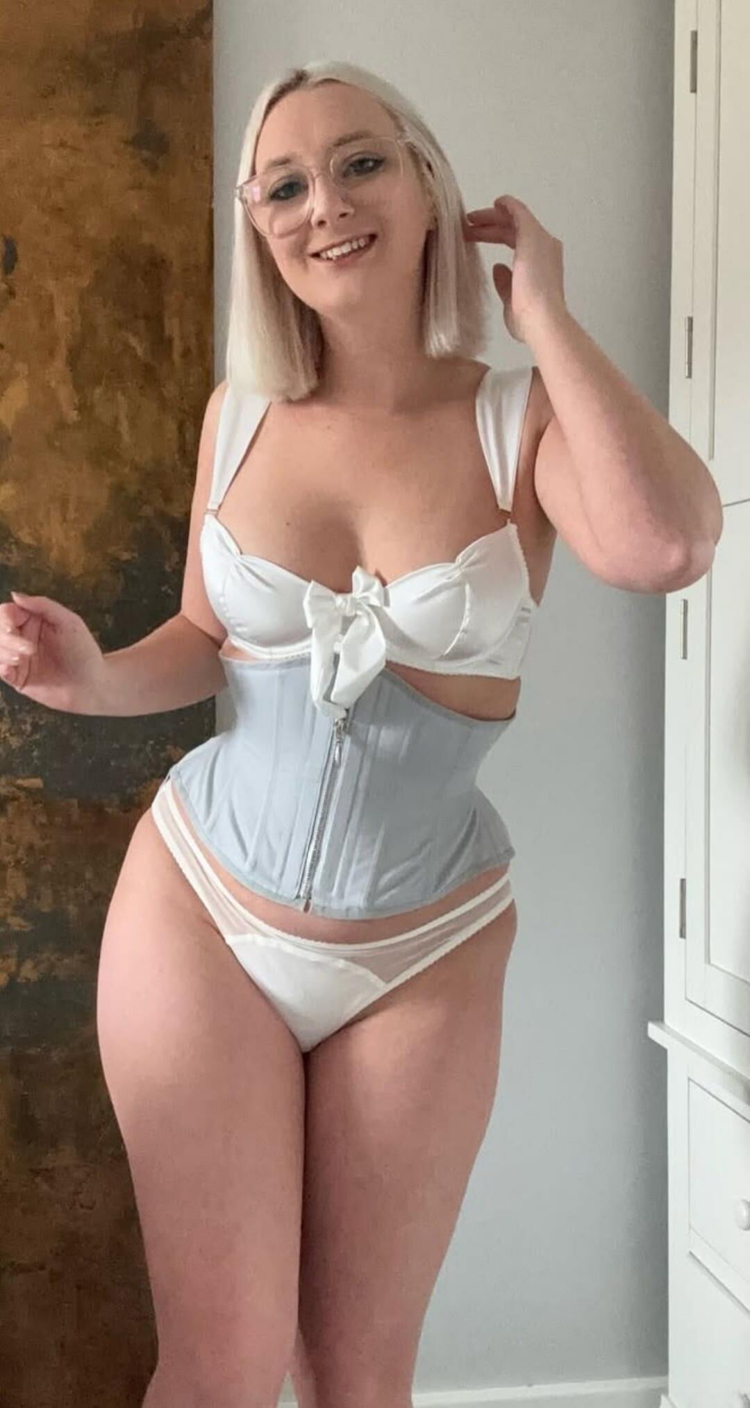 Lingerie babes 