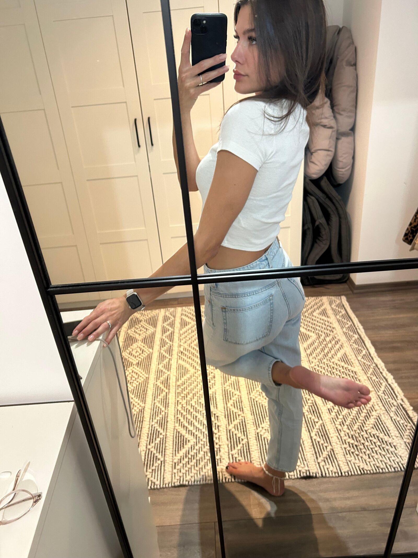 nextdoorgirls cute feet