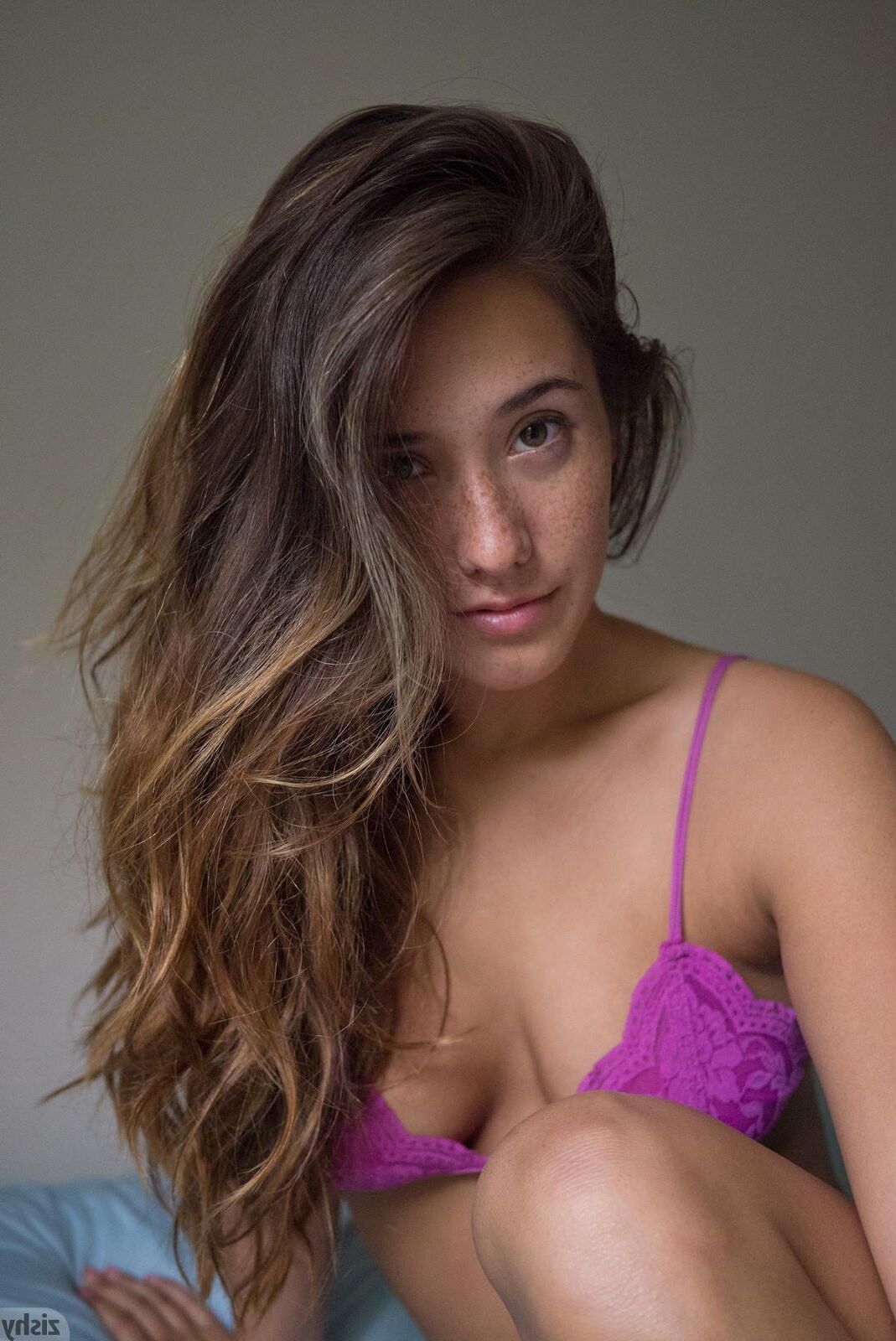 Eva Lovia Wakey Wakey