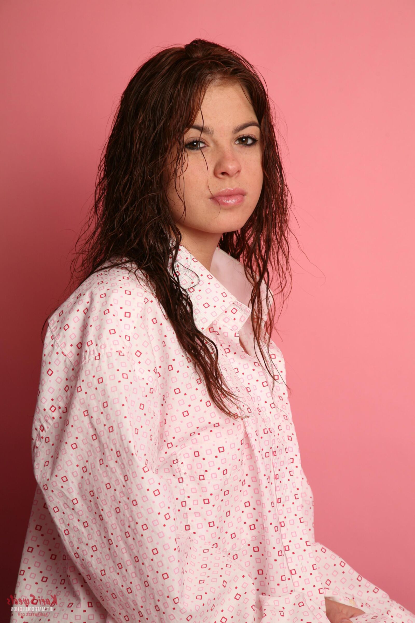 Kari Sweets Pink Button