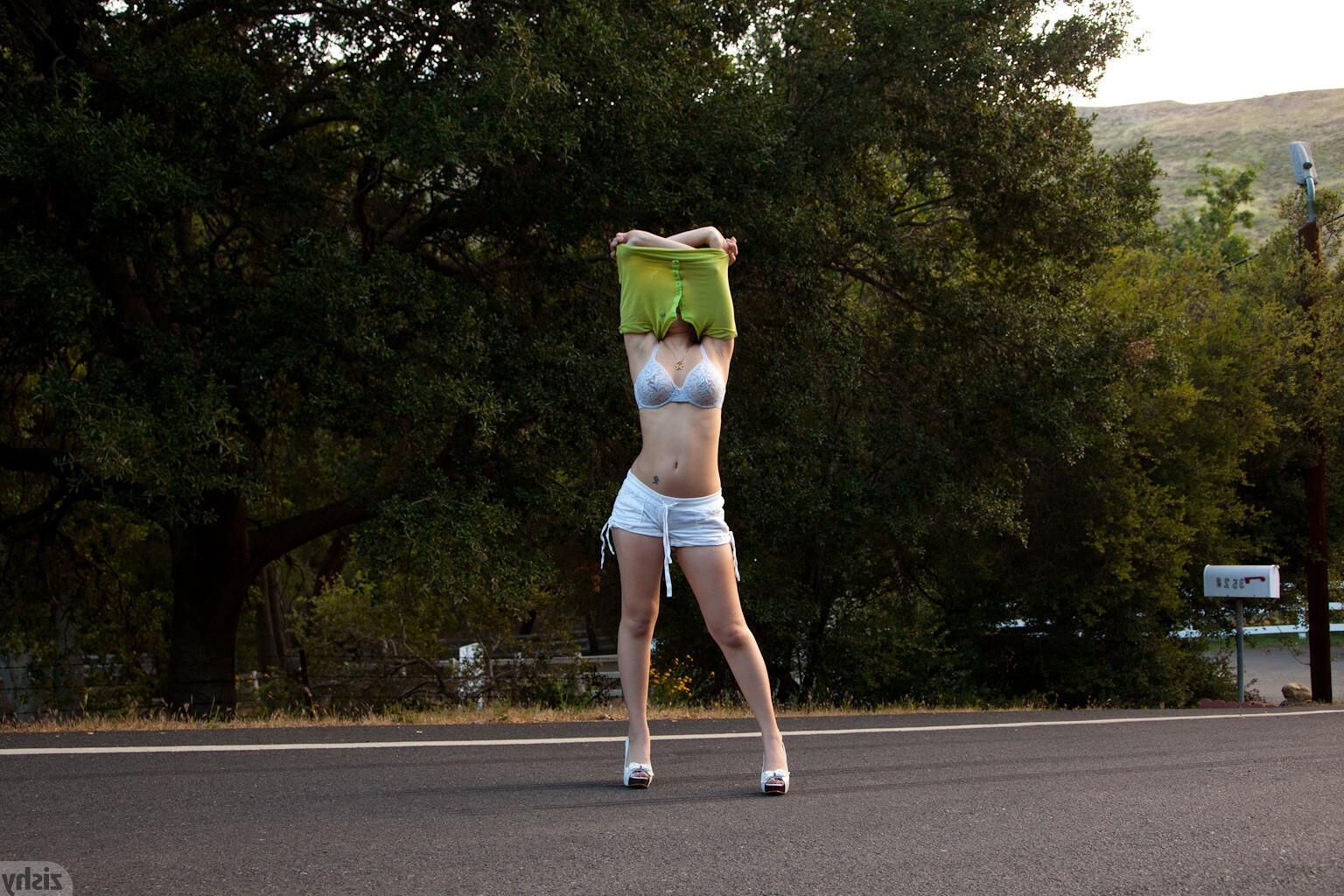 Mika Sparx In Canyon Country
