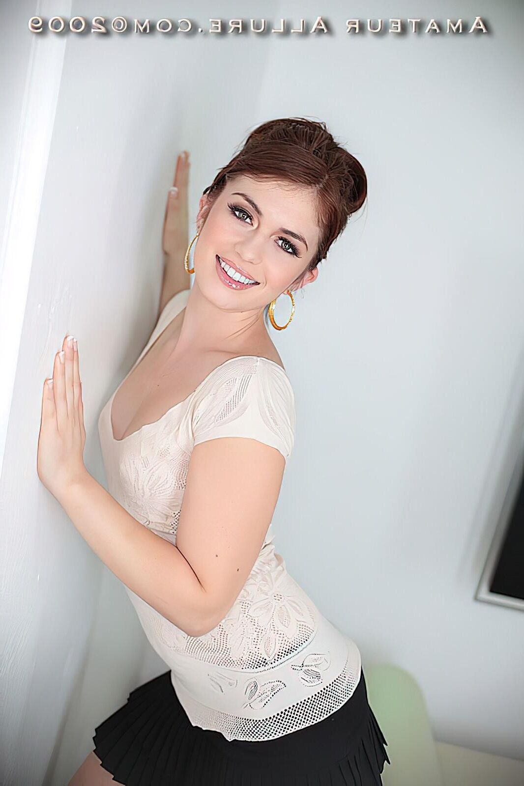 Ashlyn Rae se extendió