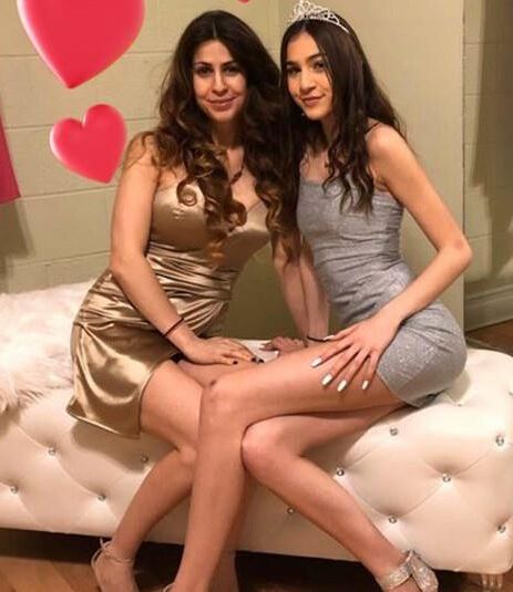 Mothers & their Sexy Daughters Jun