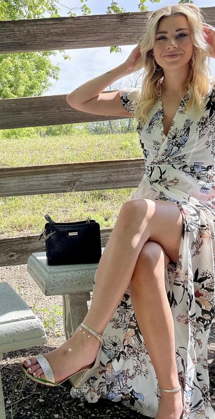 Morena delgada sexy
