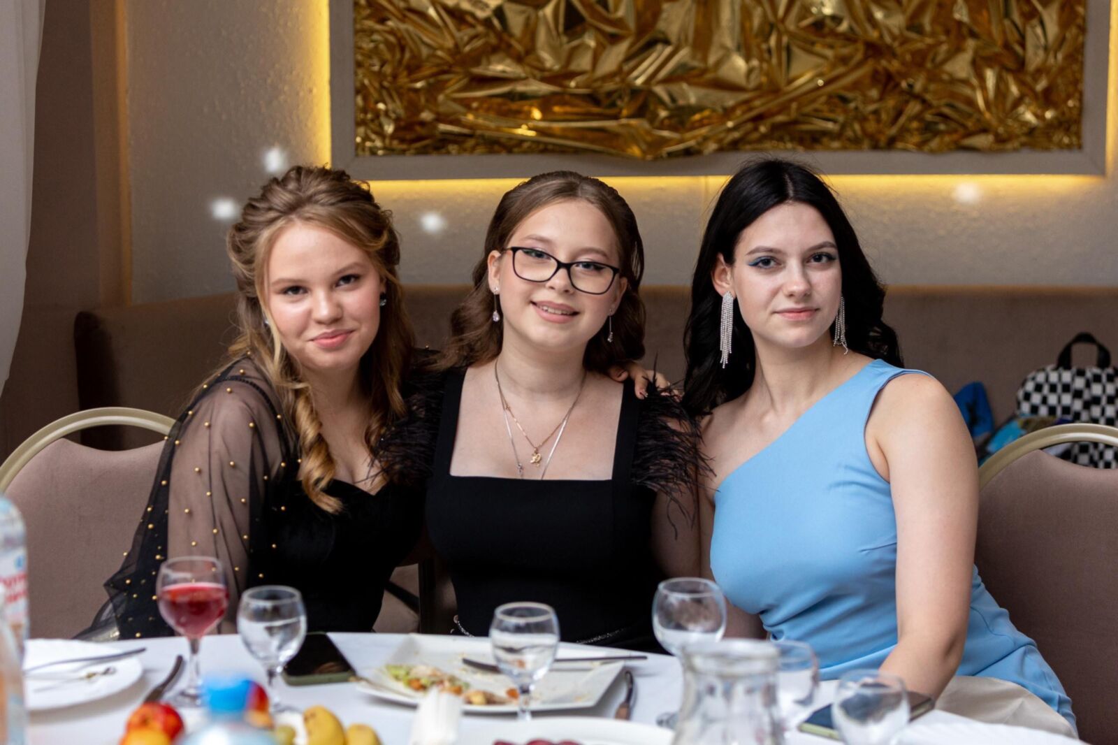 Non Nude Daughters Mixed 