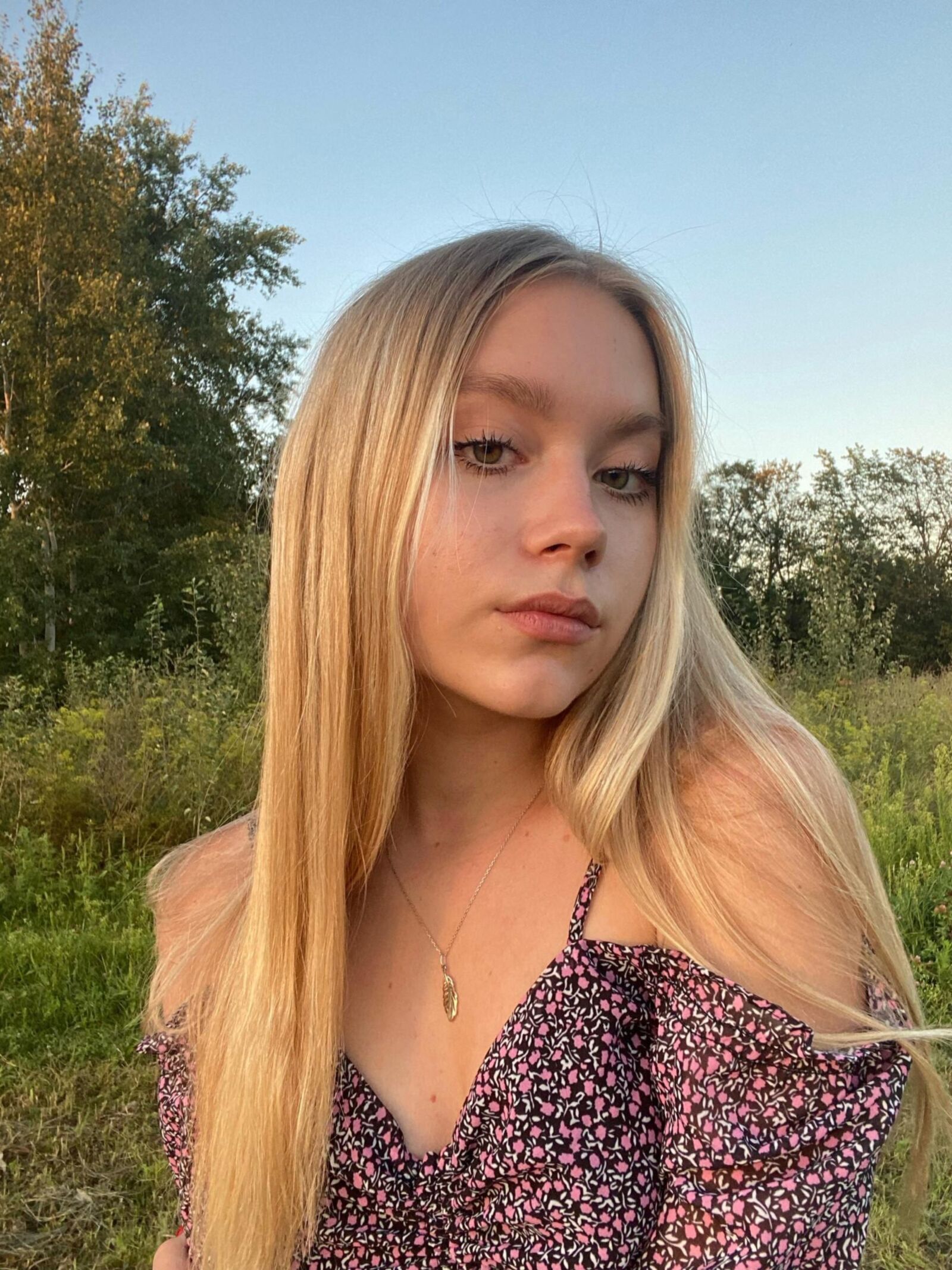 Non Nude Daughters Mixed 