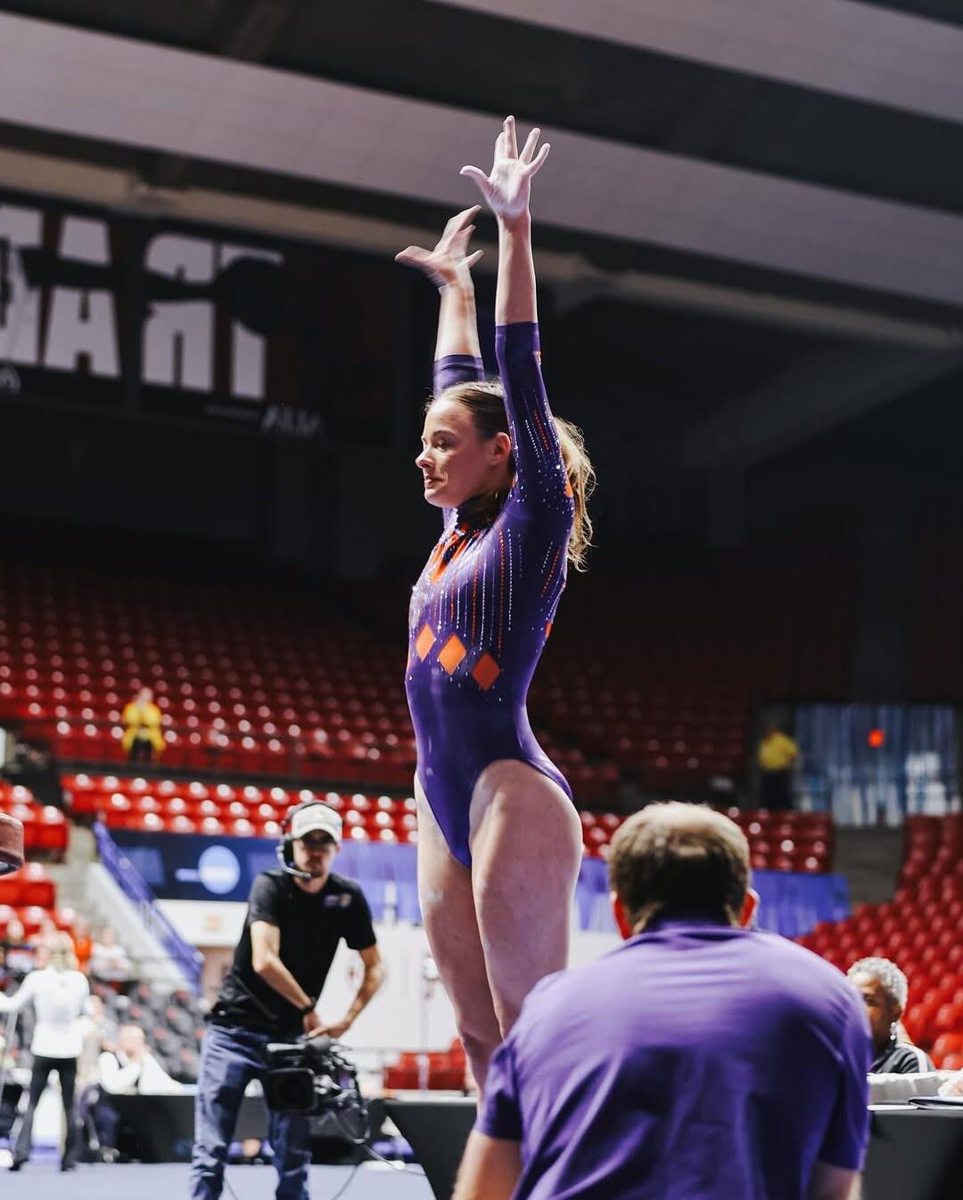 Tumble into the Weekend with Gymnasts! Jun