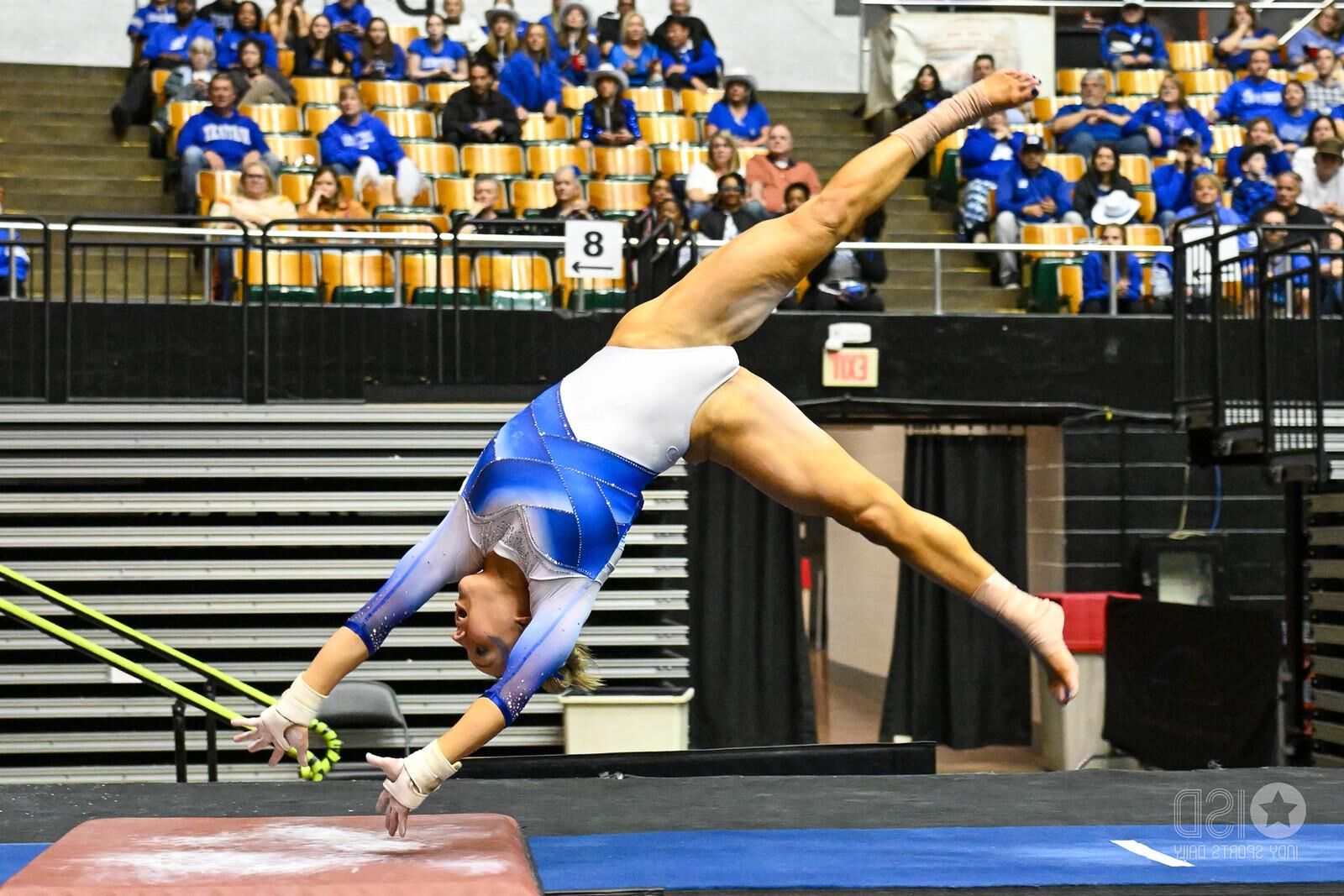 Very Hot College Gymnasts Part 