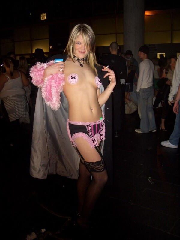 Mlle Molly et le Pick Me Party Pigs